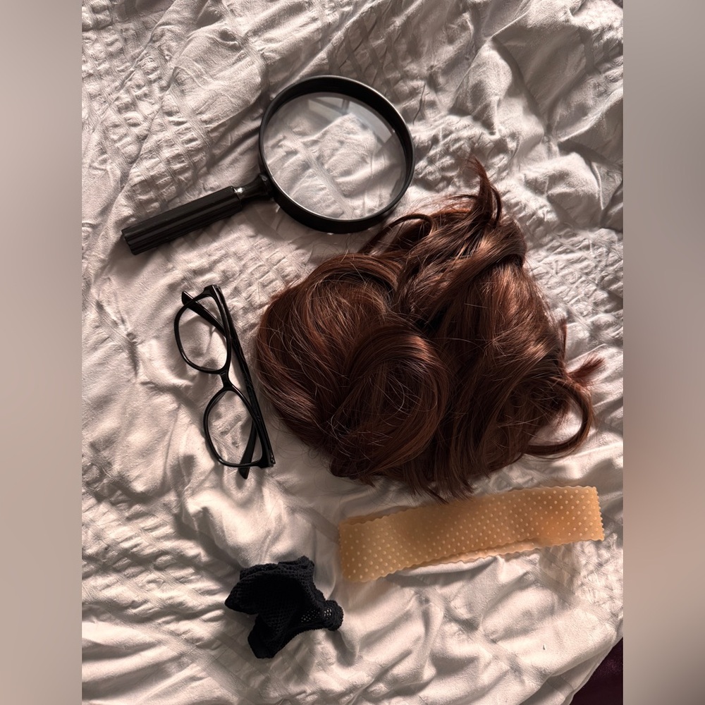 Velma Costume - Scooby-Doo Adult Size Small with wig /glasses/socks - Picture 4 of 14